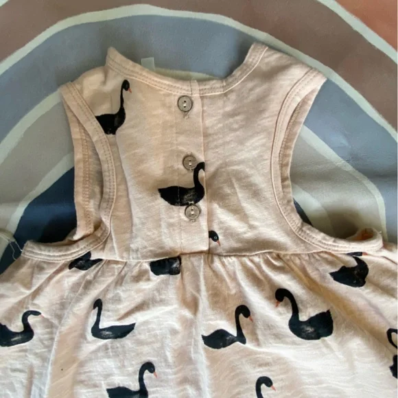 Rylee + Cru Swan Dress - Picture 5 of 8